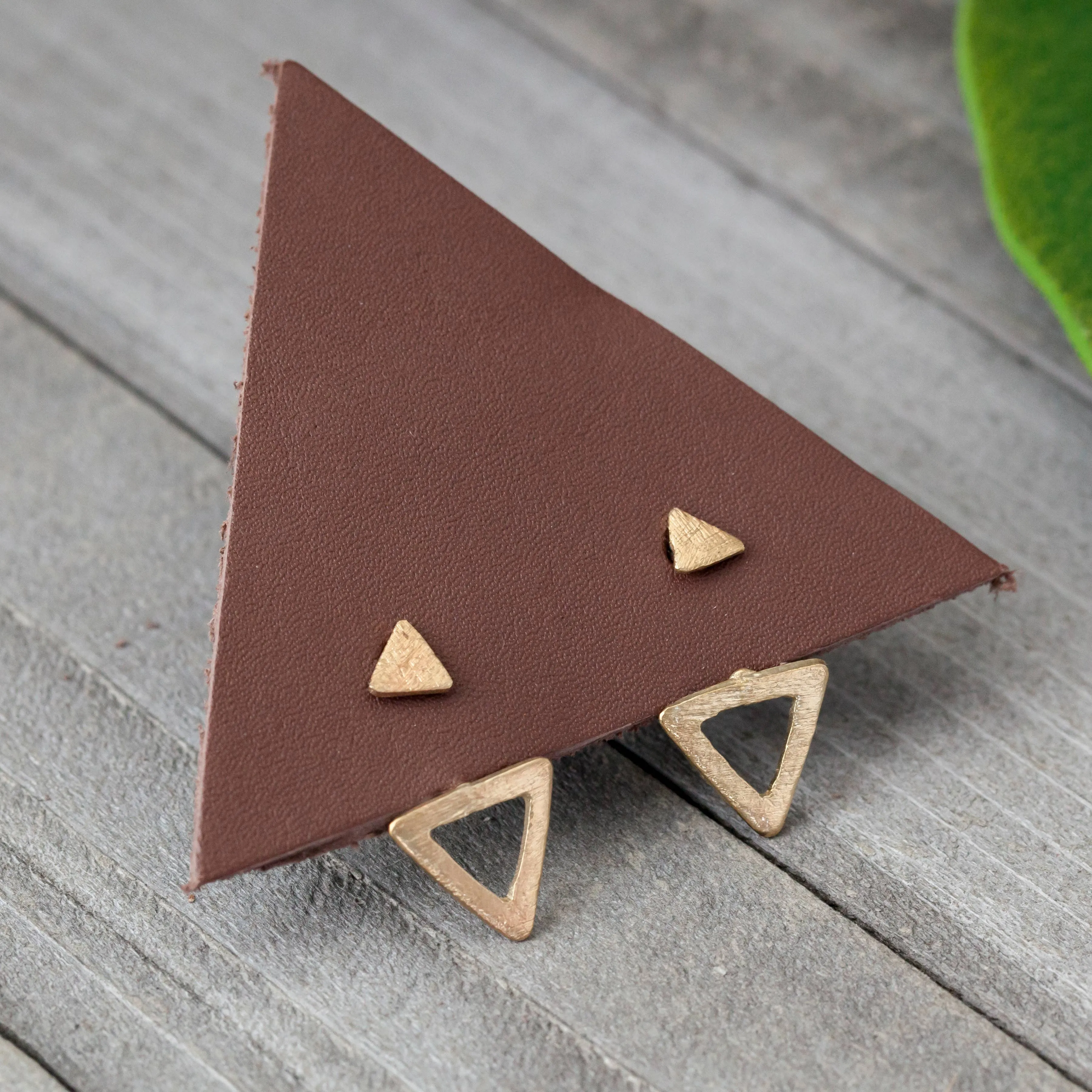 Brass Peekaboo Triangle Design Ear Jacket - EJ005