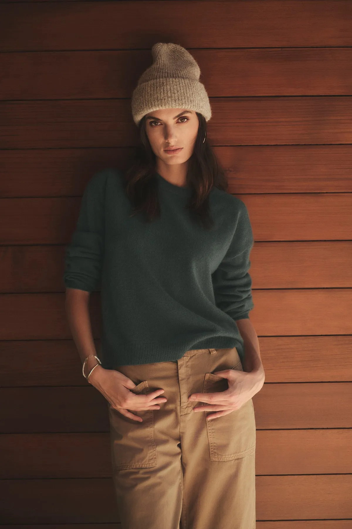 BRYNNE CASHMERE CREW NECK SWEATER