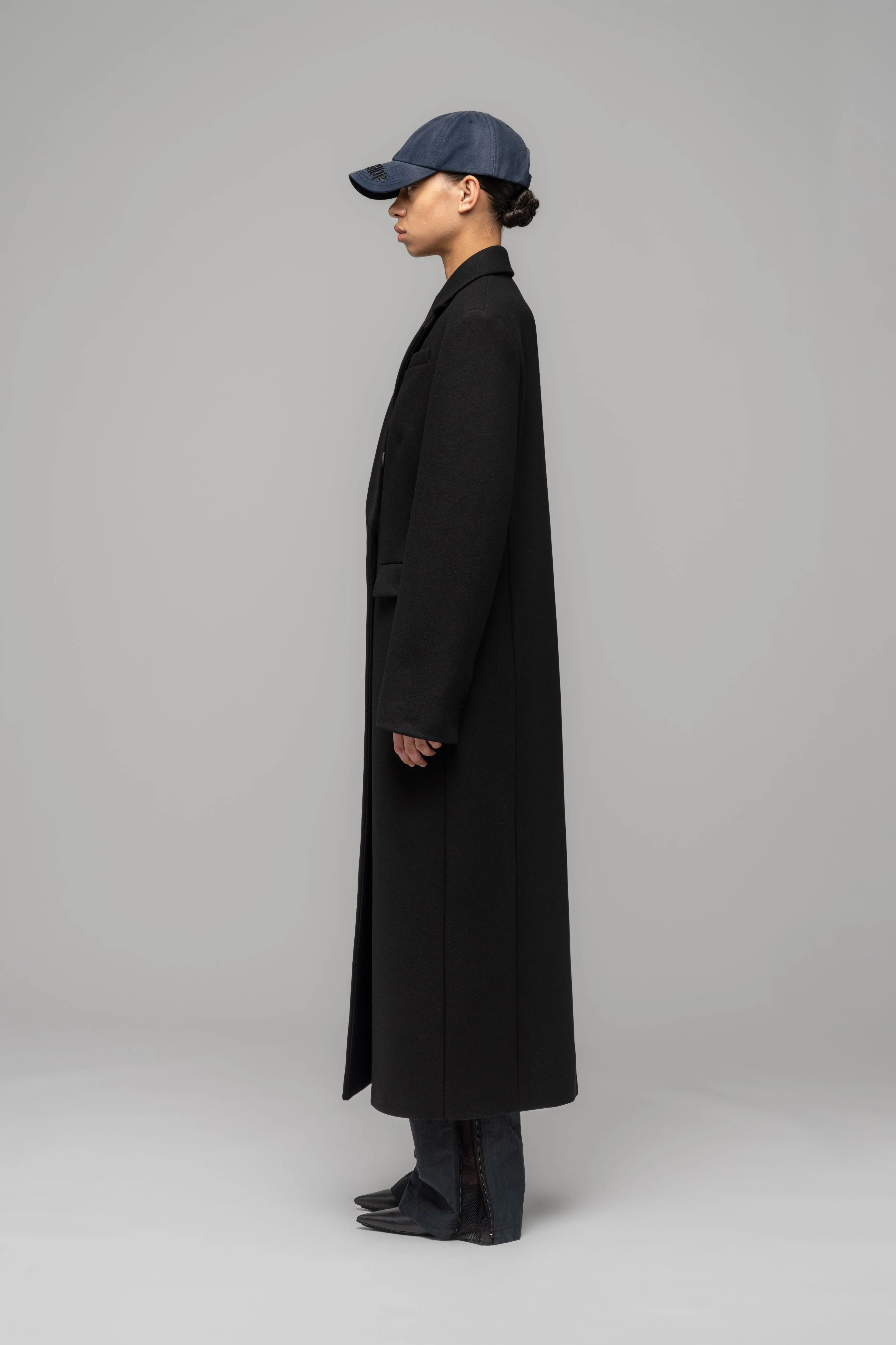 "PORTRAIT" WOOL COAT